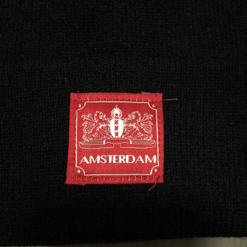 Hat/beanie - Picture 2 of 2